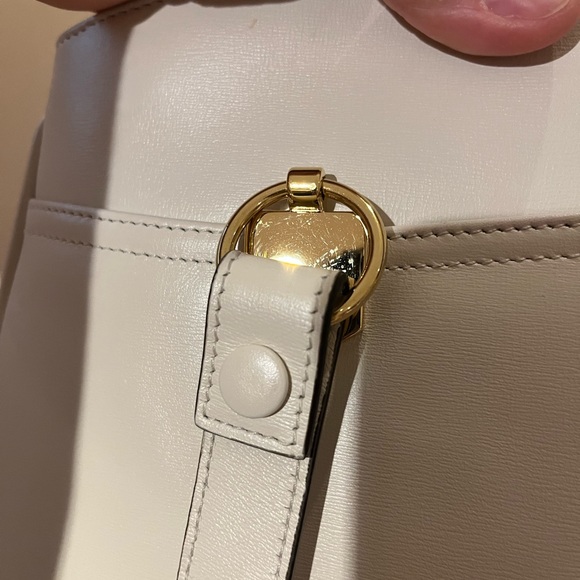 Gucci Arli Large Handle Bag Purse - Picture 10 of 16